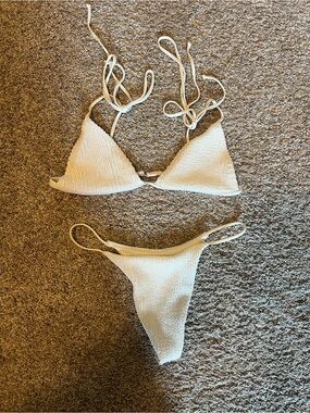 Frankie’s bikini